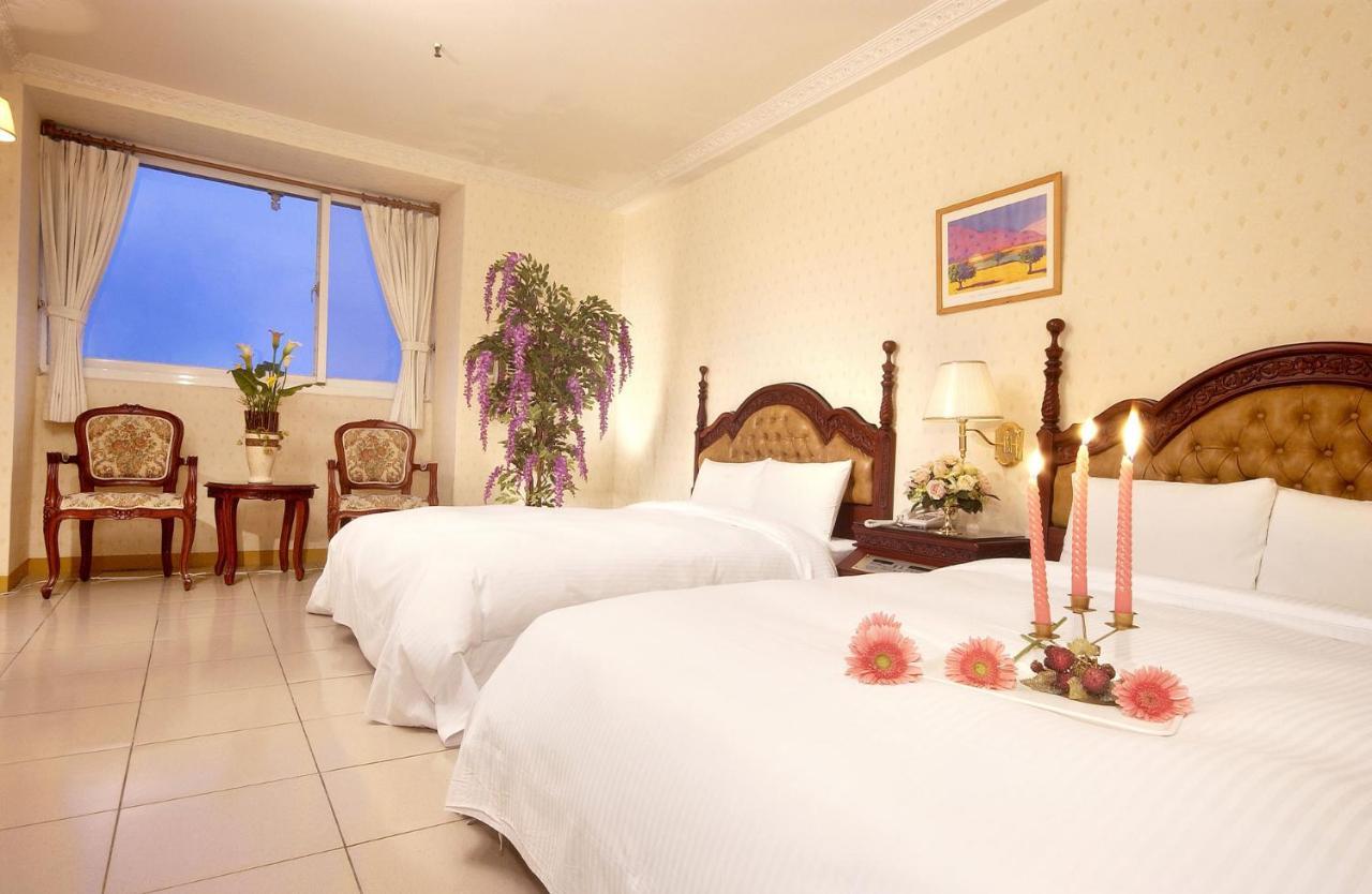 Huang Tai Hotel Цзяоси Экстерьер фото