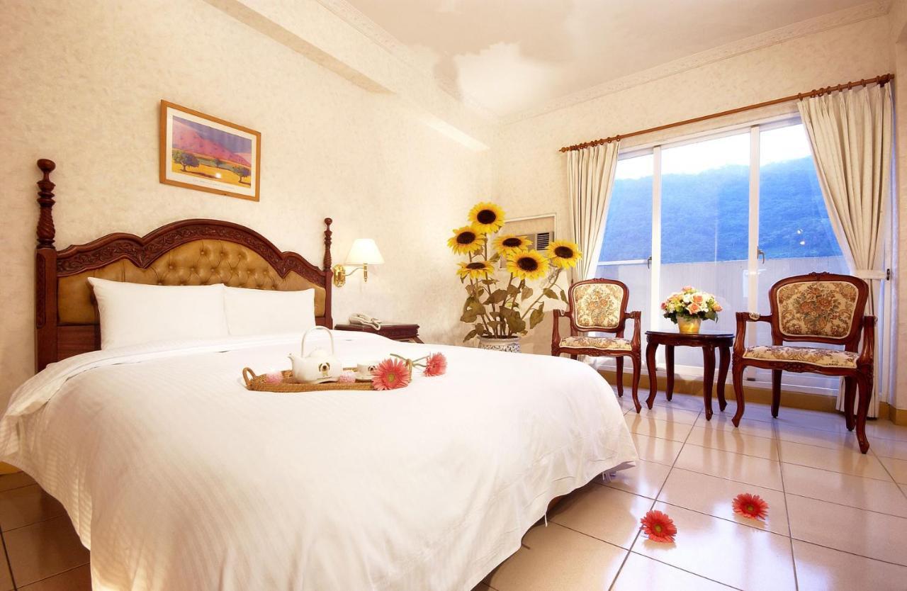 Huang Tai Hotel Цзяоси Экстерьер фото